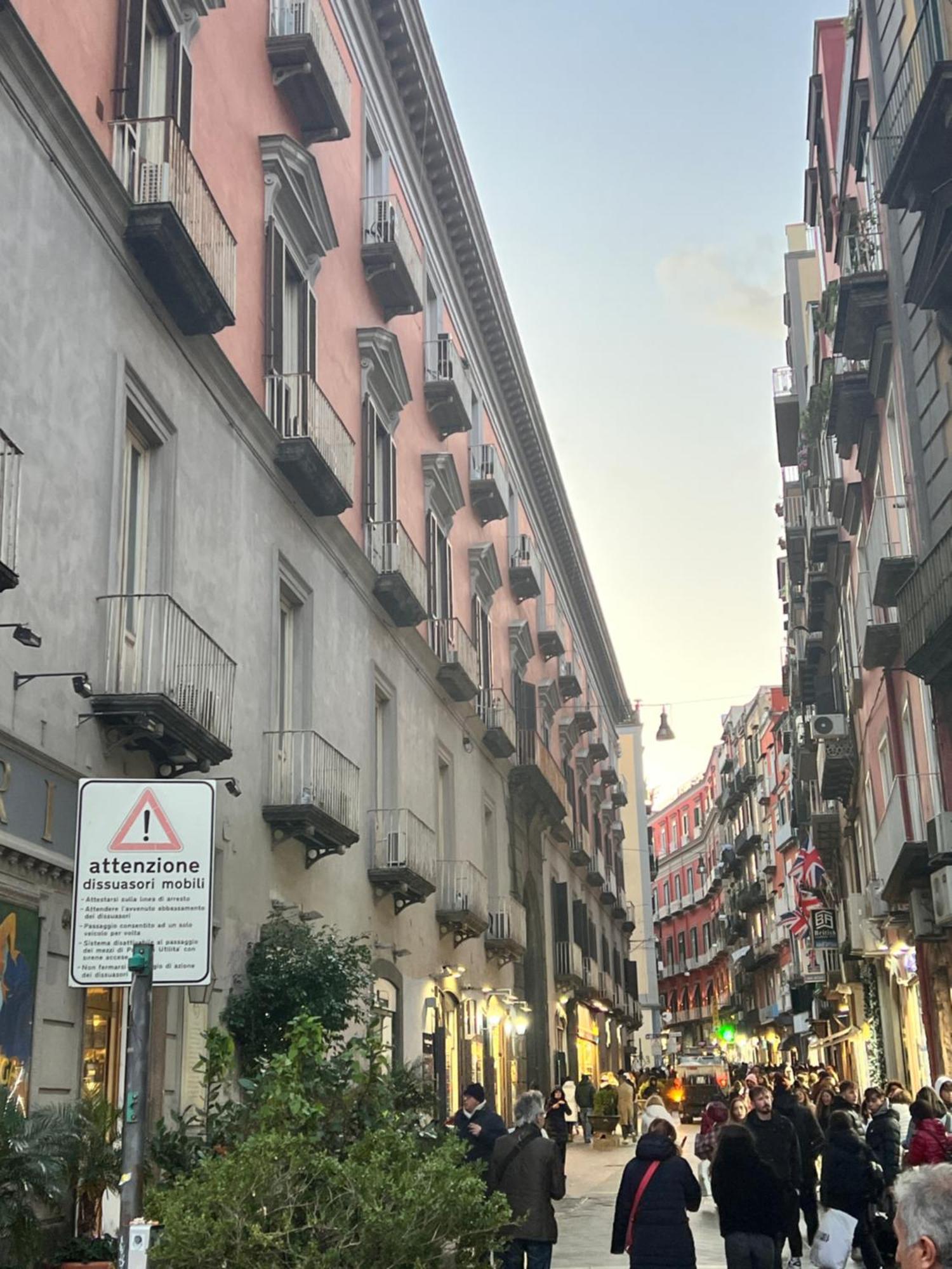 Ira House Apartment Napoli Ngoại thất bức ảnh